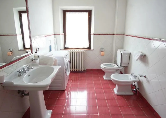 Kır Evi Aggazzotti Colombaro (Modena)